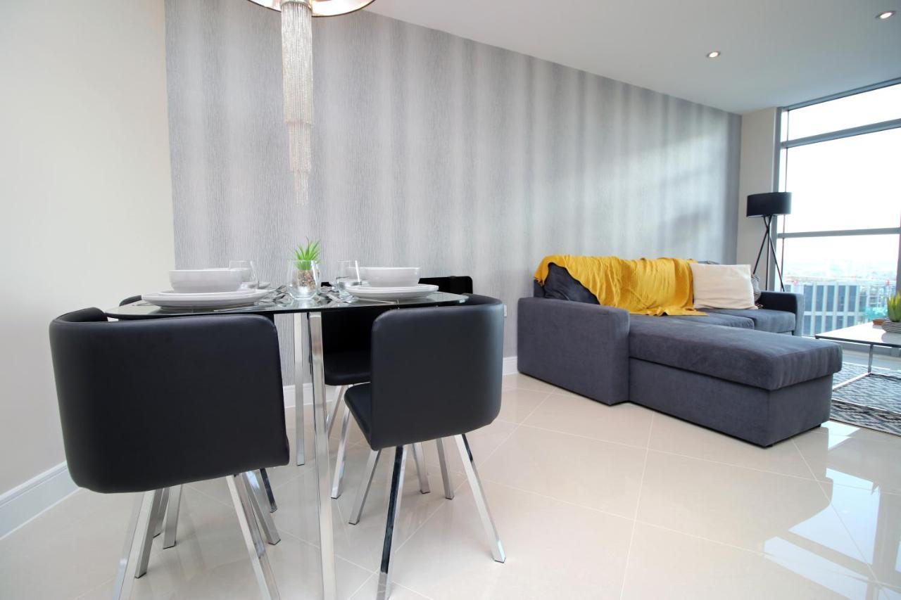 The Skyline - Luxury City Centre Flat With Designated Parking Cardiff Esterno foto